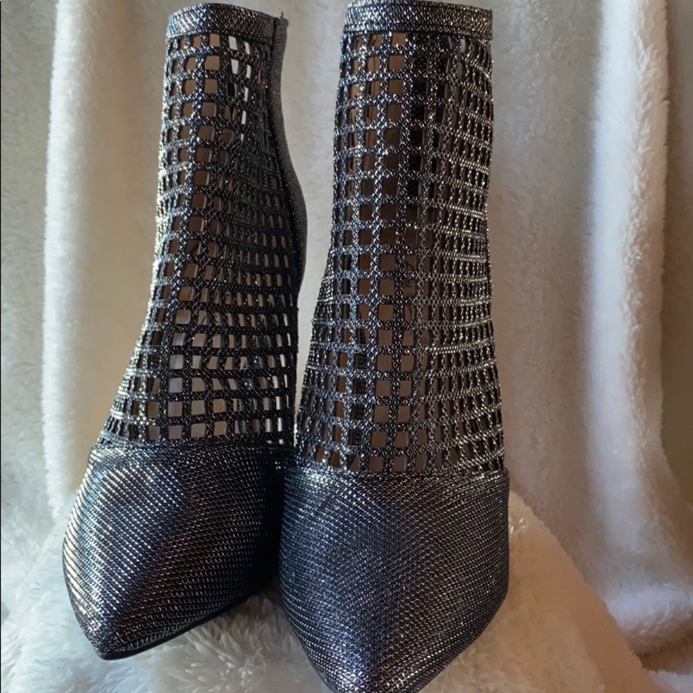 Booties - Picture 3 of 4